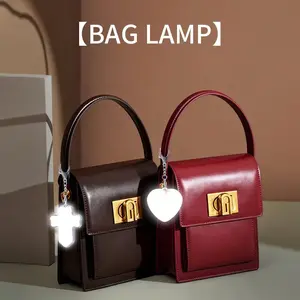 LED wallet light, night light, bag light, touch-sensitive wallet accessory, fashion gift, keychain, wallet charm, USB powered, USB rechargeable, a complete Christmas gift.