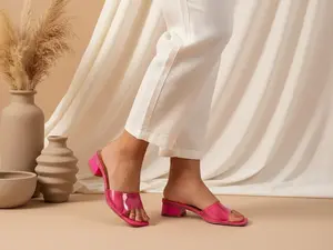 Sandalias Vizzano Transparentes – Tacón Bajo Cuadrado  Elegancia Minimalista