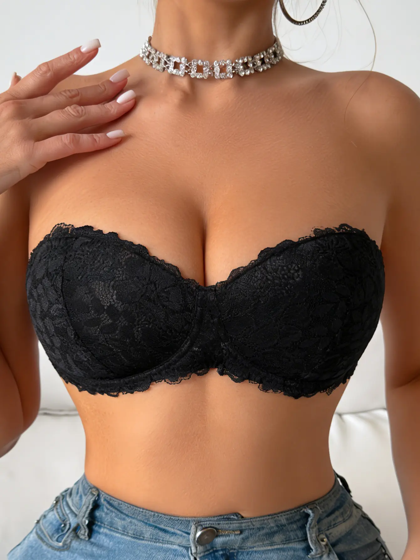 Strapless Lace Bra for Big Bust - Anti-Slip, Push-Up & Side Support, Perfect for Off-Shoulder Tops & Daily Wear