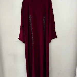 Elegant Closed Abayas with Different Designs and Colors