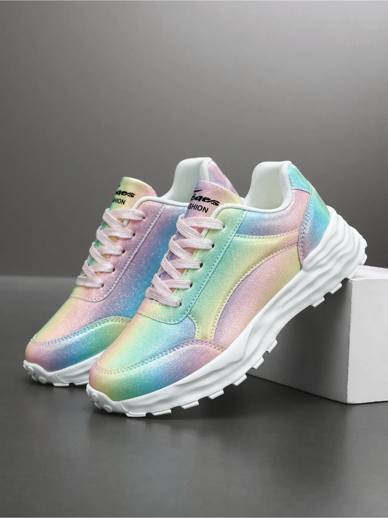 Dreamy Rainbow Gradient! Women's Glitter Platform Sneakers, Soft-Sole Versatile Casual Shoes, Ideal for Commuting, Walking & Daily Wear