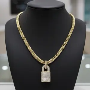 Gold Chain Necklace for Women with Elegant Lock Pendant - Stylish Jewelry Accessory for Everyday Wear Size 17