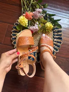 Huarache Sandal ~ All Sizes Boho- Hippie Vintage ~ Mexican Style ~ Colorful Leather ~ Mexican Huaraches