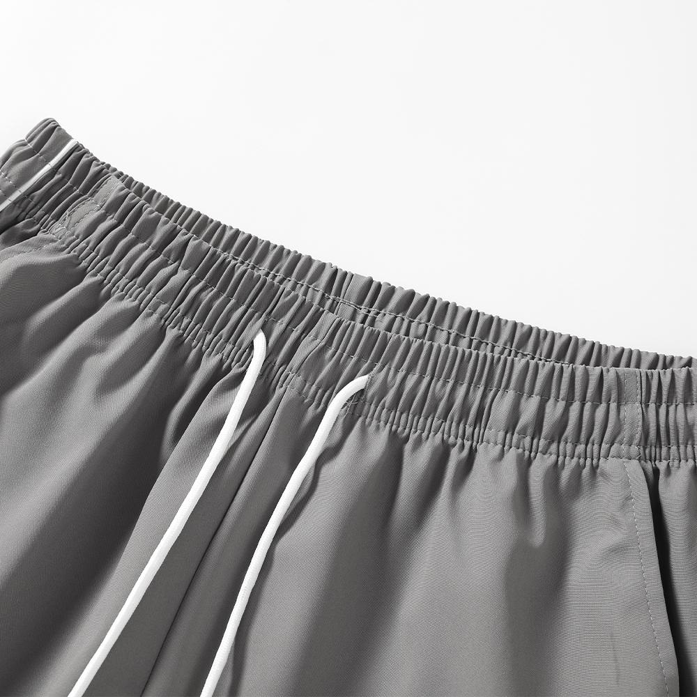 Men’s striped casual long pants for spring and autumn, featuring a loose straight-leg fit, suitable for jogging, hiking, climbing, fitness, and other outdoor activities.