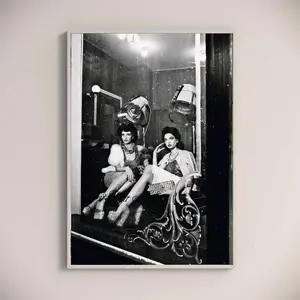 Women Getting Haircut Wall Art, Vintage Hair Salon, Black and White Print, Hairstylist, Barber Shop Wall Decor, Feminine Poster, Retro Print