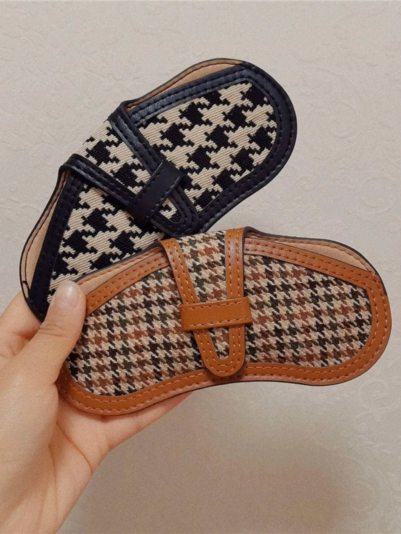 New Arrival Sunglasses Case, Canvas Fashion Eyewear Pouch, Stylish UV Protection Bag, Ideal for Travel & Daily Use