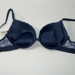 Super Push Up Extreme Padded Maximum Lift Add 2 Cup Size Bra. NWT Firm price New Arrivals Ilys Lumie Brand