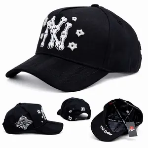 NY After Dark 31hats ( with dust bag)