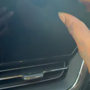 Car Screen Cleaner, 3 In 1 Fingerprint Proof Screen Mist Cleaner, Spray Wipe Cleaner, Suitable for All Phones, Computer, Laptop, Tablet and Car Screen, Microfiber cloth