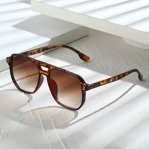 Unisex Vintage Tortoiseshell Pattern Aviator Frames, Tinted Lens Sunglasses, Trendy Casual Sunglasses for Everyday Use, Fashionable Sunglasses, Fashion Accessories for Outdoor Activities, Sun Protective Sunglasses