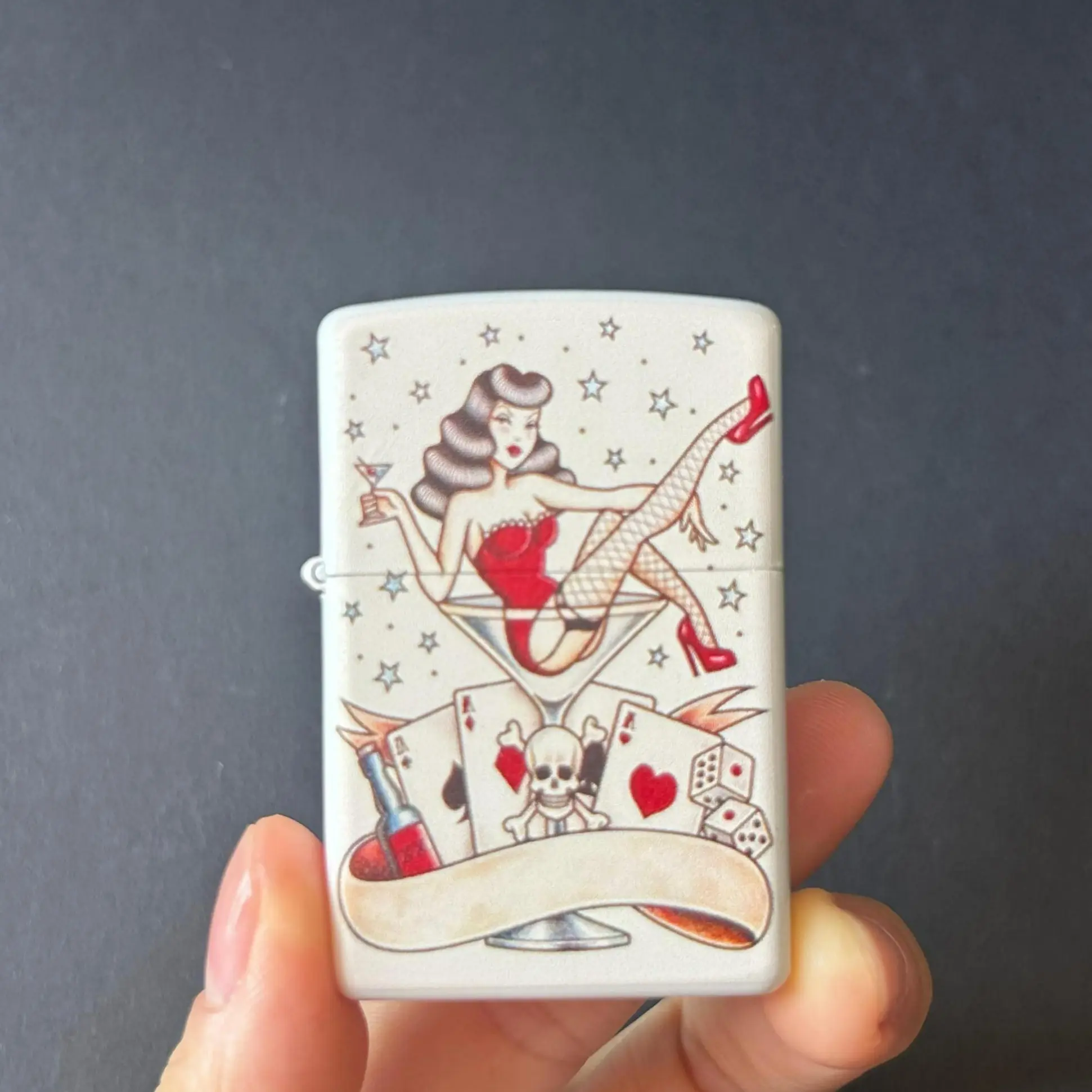 Vintage Pin-Up Tattoo Lighter – Refillable Flip Top Metal Pocket Lighter, Retro Collectible Gift (Fuel Not Included)
