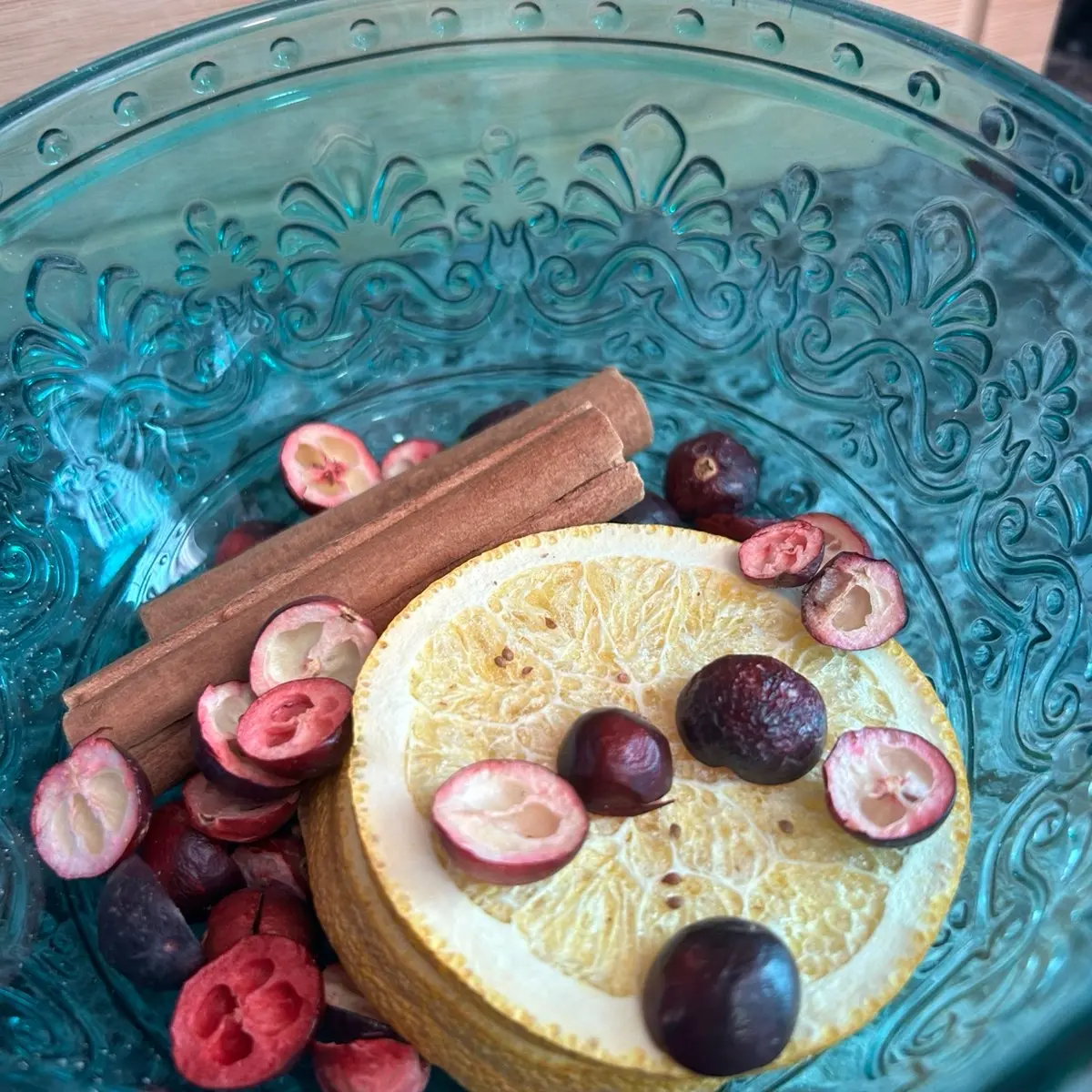 Stovetop potpourri