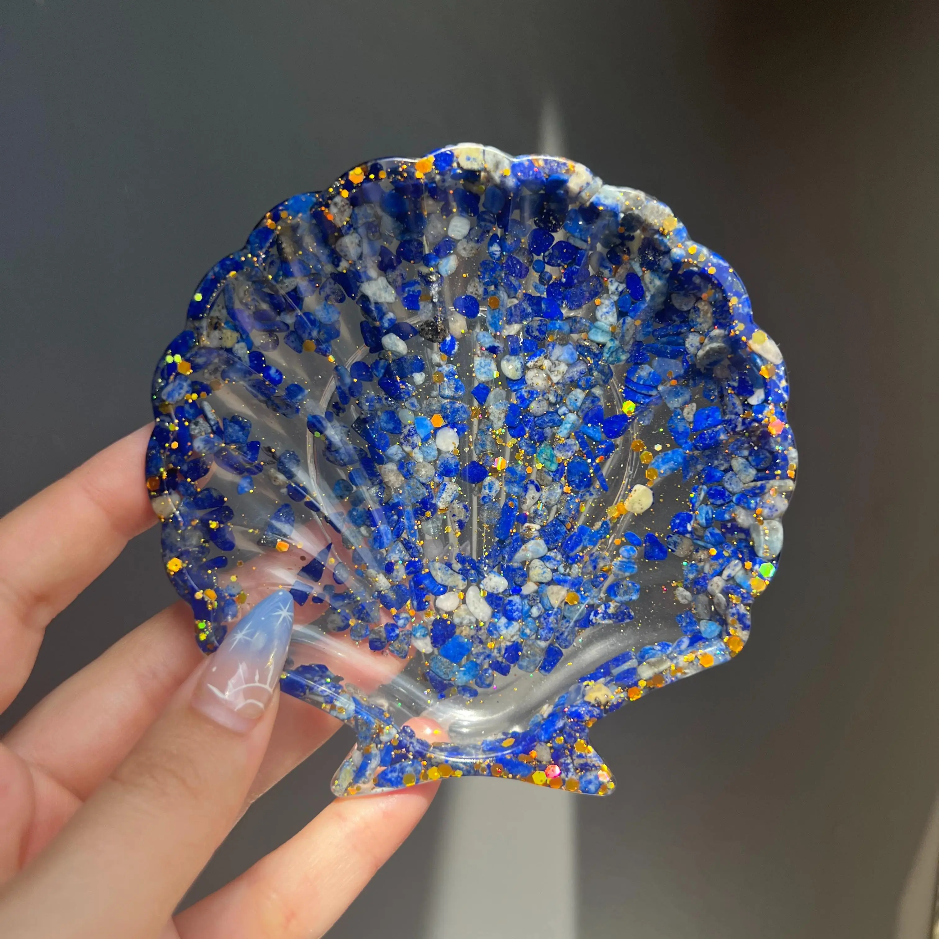 The Crystal Shell Bowl - Compact Tableware 3x4x1 inches