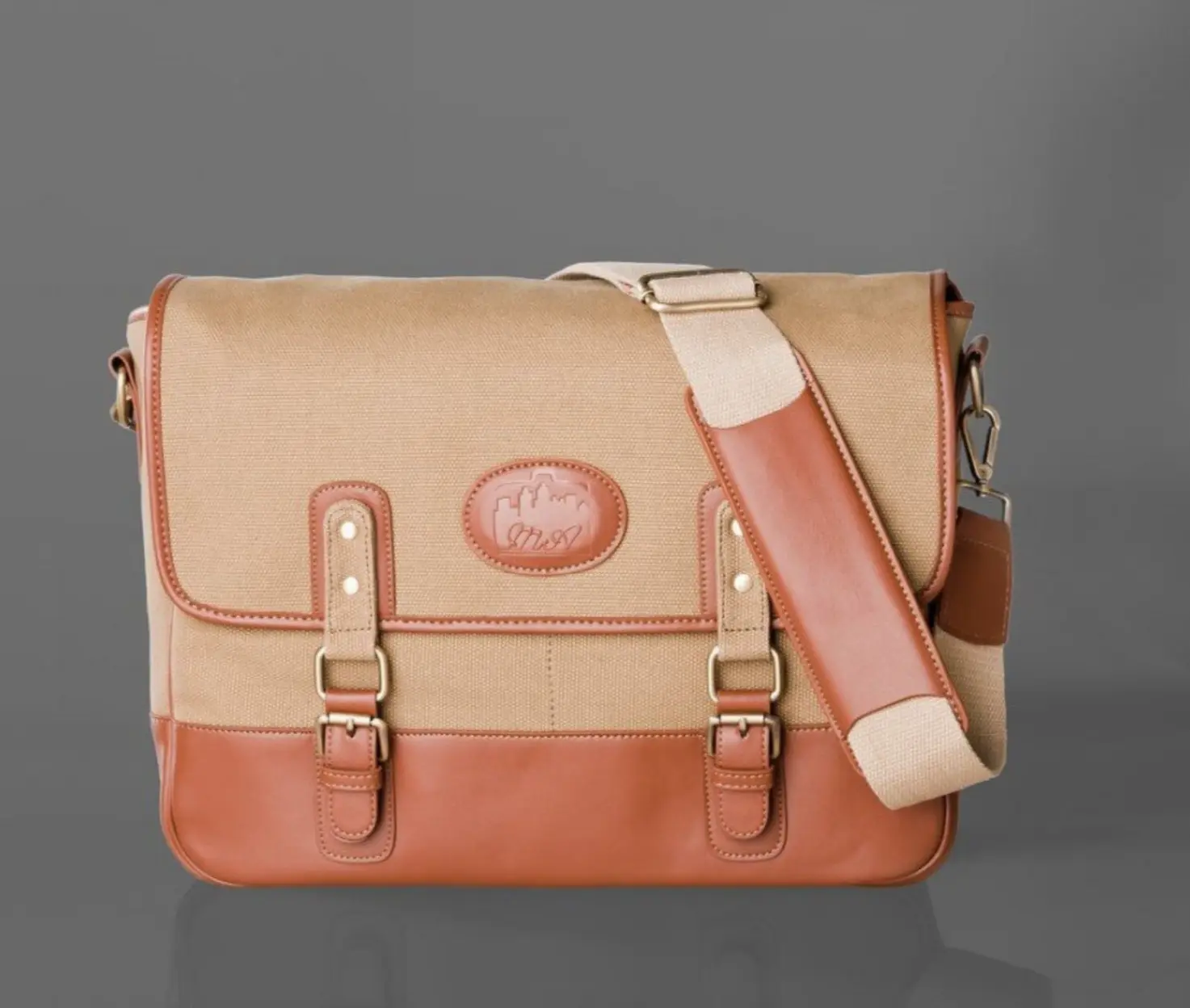 Marcel Ardani Capri Leather Messenger Bag – Burlap, Limited Stock, Laptop & Tablet Compatible