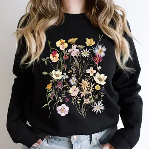 Vintage Pressed Flowers Sweatshirt, Boho Cottagecore Pastel Botanical Floral Pullover Fairycore Oversized Wildflowers Crewneck Sweatshirt