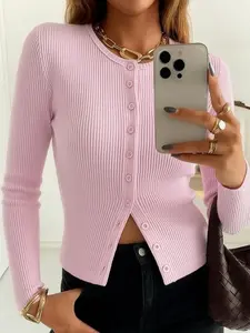 Women's elegant pink ribbed knit button-front long-sleeved top, casual yet elegant slim fit design, medium-weight fabric, suitable for all seasons and can be worn as an outerwear or pullover. Suitable for any season and occasion, Knitwear