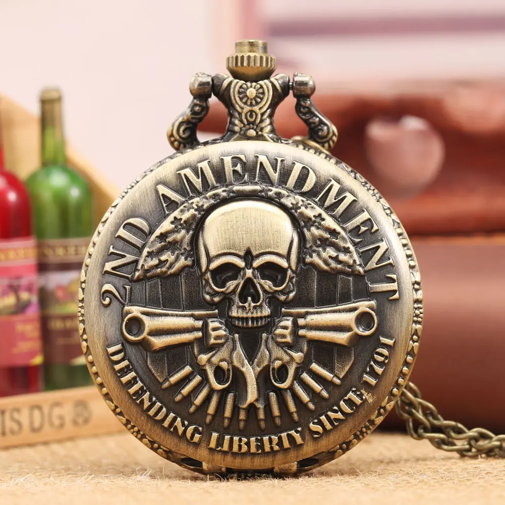 Unisex Gothic Skull Pocket Watch - Vintage Alloy Round Analog Quartz Pendant Necklace, Gothic Pocket & Fob Watches Edgy Collectible Fashion Accessory, Alloy Strap, Non-Waterproof, Embossed Skull Motif, Built-In Batteries