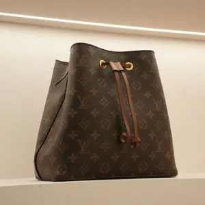 Pre-owned Louis Vuitton Caramel NéoNoé MM Monogram Shoulder & Crossbody Bag