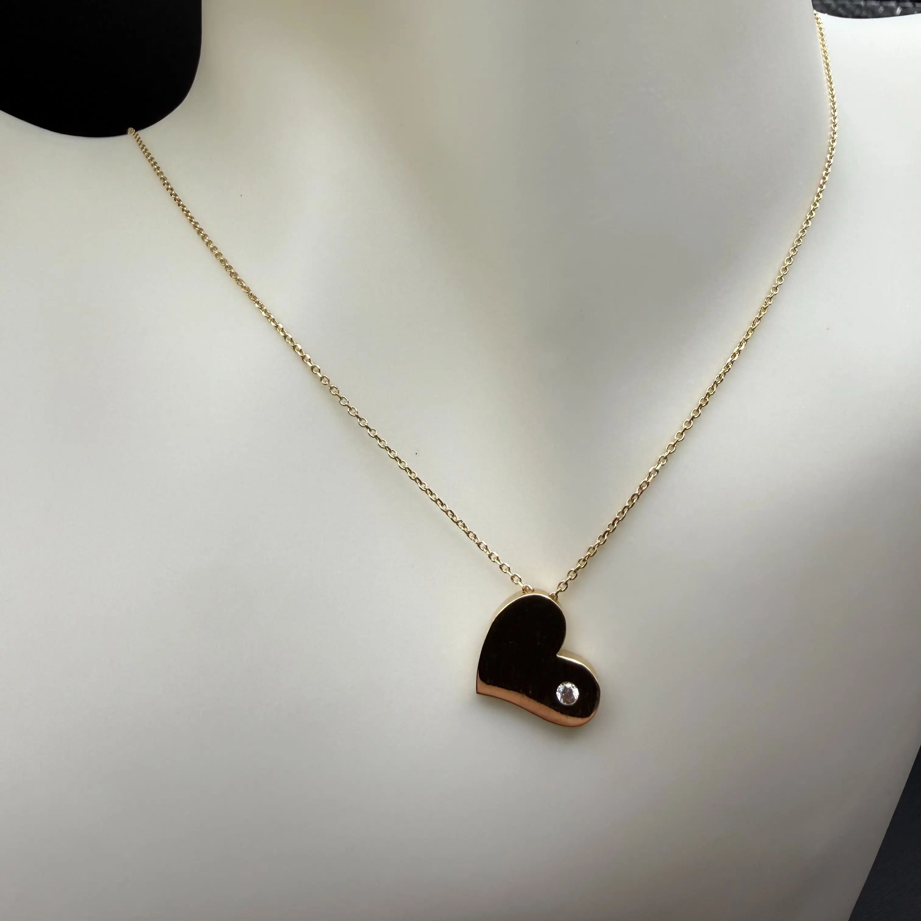 14K Solid Gold Heart Pendant Necklace 17".