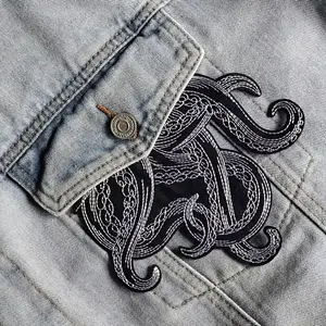 1 Piece Squid Mustache Horror Legend Embroidered Patch, Back Adhesive Iron-On, Suitable for Clothes Jackets Hats Accessories