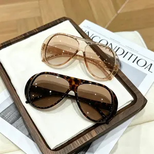 Women's Vintage Oversized Pilot Sunglasses 2-PCS Set - Retro Tortoise Shell & Solid Color Big Frames, UV Protection Y2K Streetwear Eyewear for Daily Wear, Parties