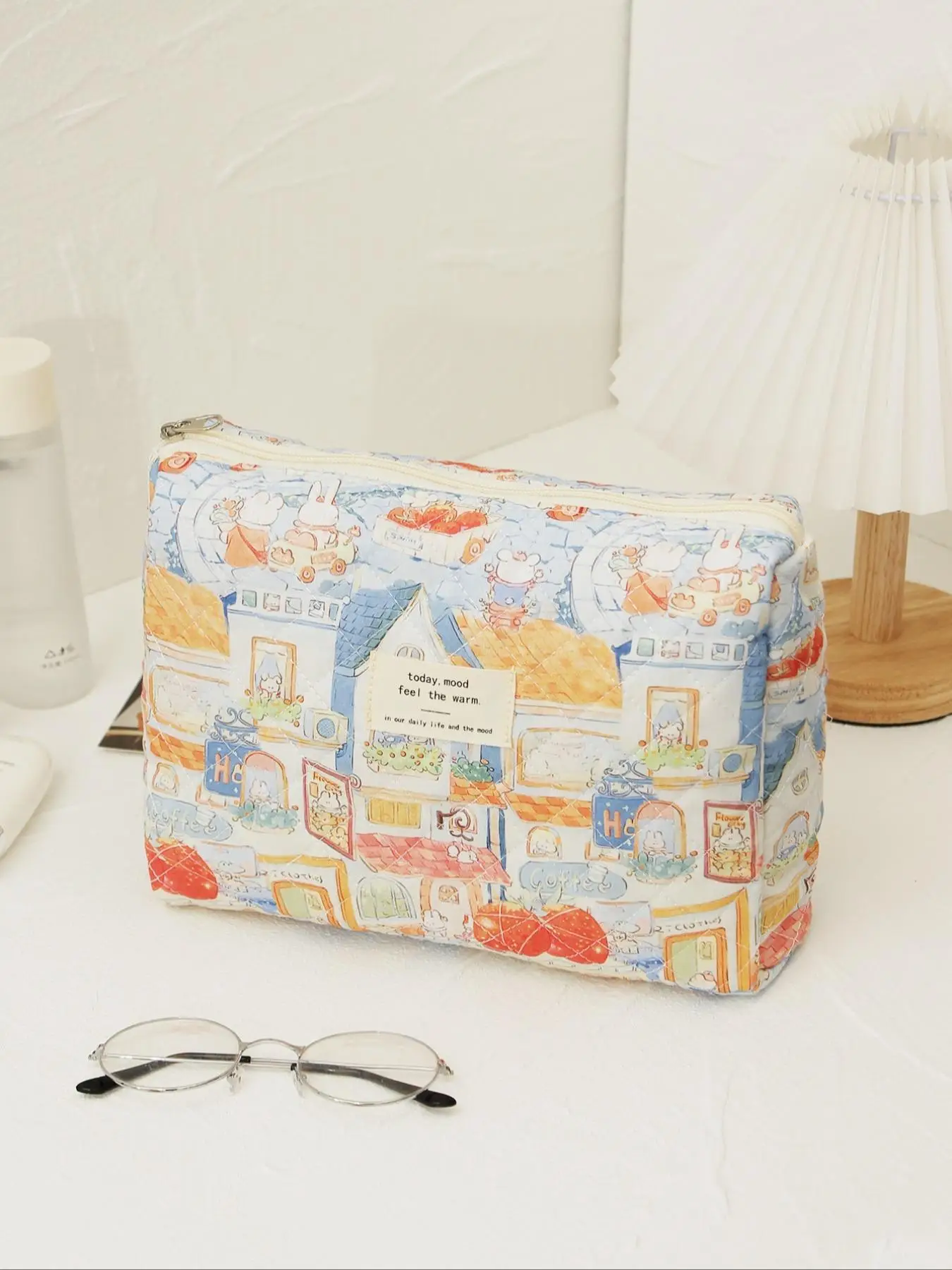 Colorblock All over Print Letter Patched Design Makeup Bag, Casual Zipper Makeup Bag, Portable Makeup Bag for Travel & Daily Used, Spring New Trendy B