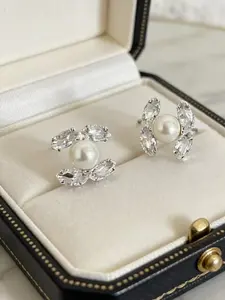 Elegant Zircon Pearl Earrings, Light Luxury Commuter Style, Four-Petal Flower Design, Versatile Daily Wear, Perfect for Office and Casual, Pearl Stud Earrings