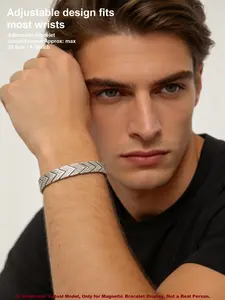 304 Stainless Steel Chevron Bracelet for Men, Fold Over Clasp, Water Resistant Magnetic Bracelet, Adjustable Length