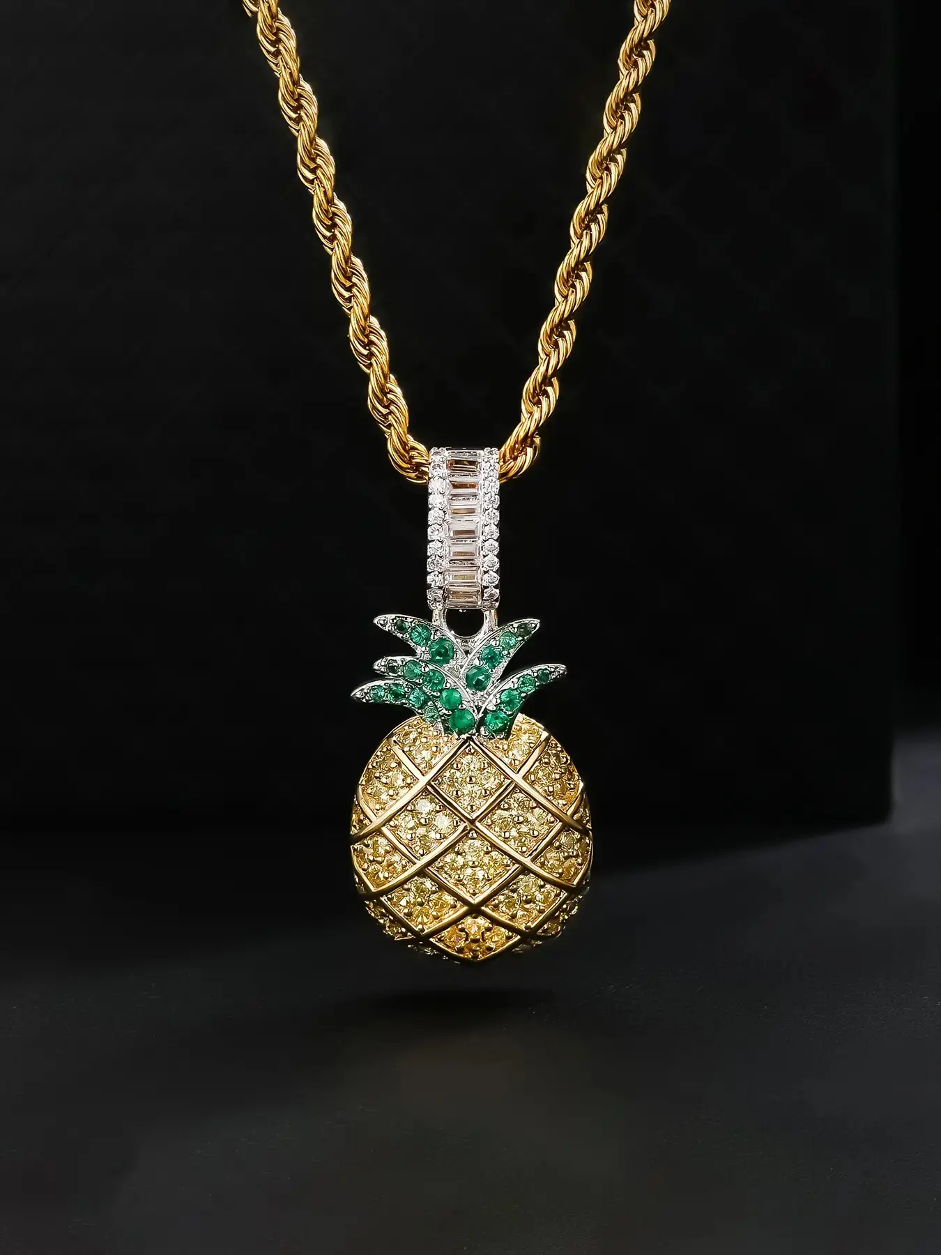 1PC ICED CHICS Fruit Pineapple Pendant necklace with 3MM twisted necklace, Cuban Link Chain, Cuban Link Design, Cuban Necklace, 24in gift, unique and beautiful pendant, Iced Out Jewelry