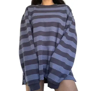 Women’s loose striped shirt with a crew neckline and an oversized striped print; pullover shirt; fairy plaid; retro T-shirt for teen girls; 2000s blue casual