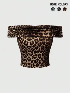 Women's Leopard Print Off Shoulder Crop Tee, Y2K Vintage Trendy Casual Classy Elegant Long Sleeve T-shirt for Daily Wear, Ladies Clothes for All Seasons, Top, Womenswear