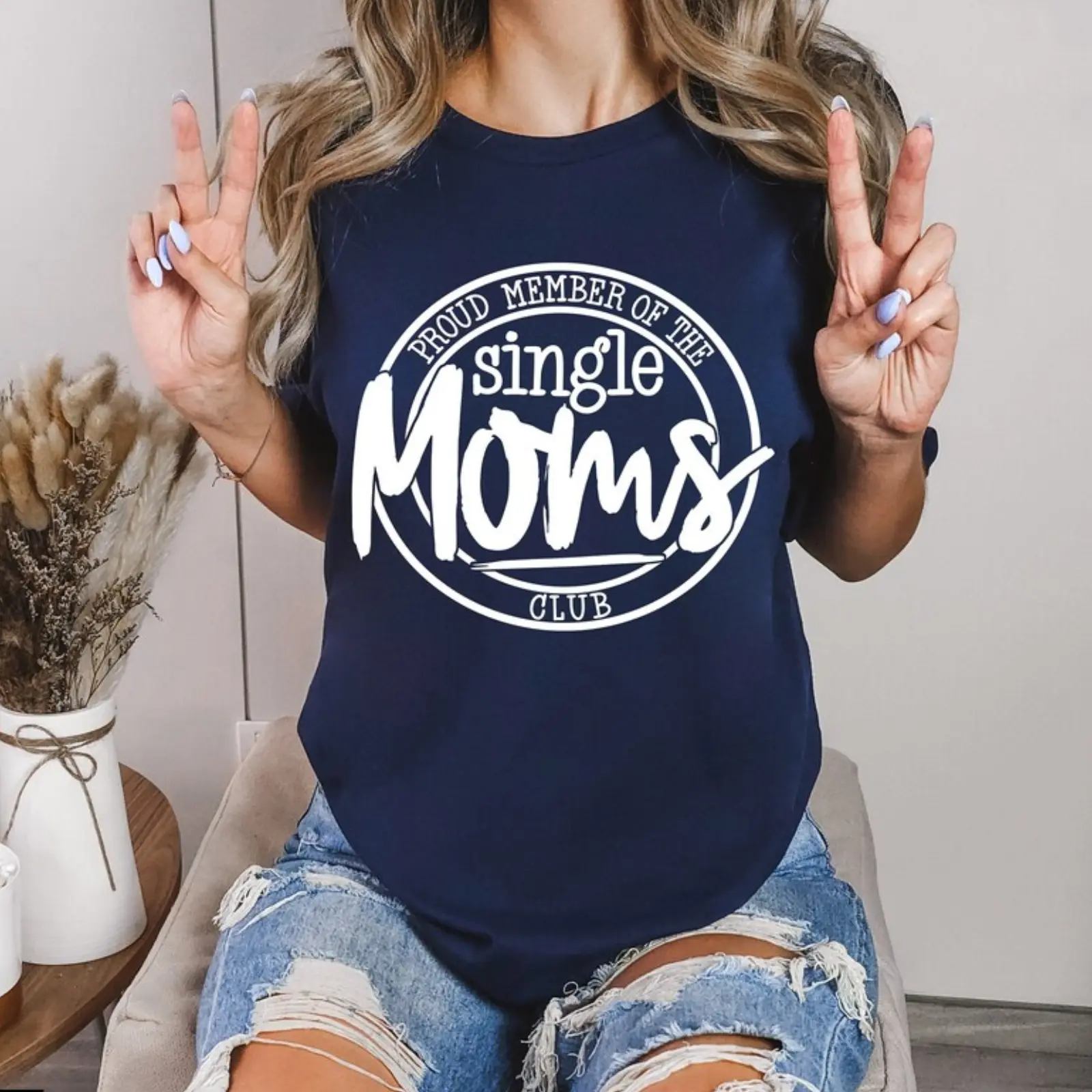 Single Mom Tshirt - Proud Member of the Single Moms Club Shirt - Gift For Single Mama