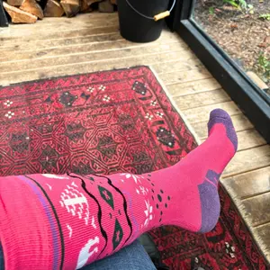 ANTREZIL Wool Pink Socks,Thick Sock,Outdoor Sports Socks Snowboarding, Breathable Sustainable Sweat-Absorbent,Girls Socks,Warmth and Comfort.
