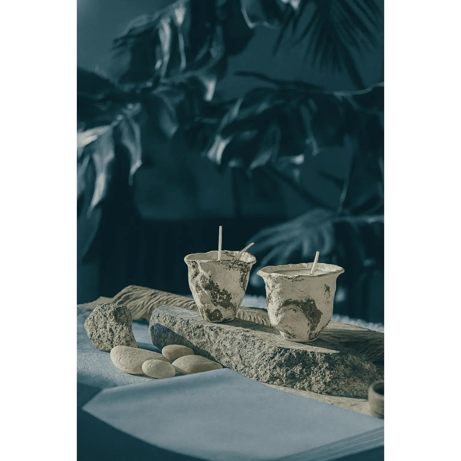 Cold Cedar Forest — Handmade Clay Pot Candle | ONEKILN