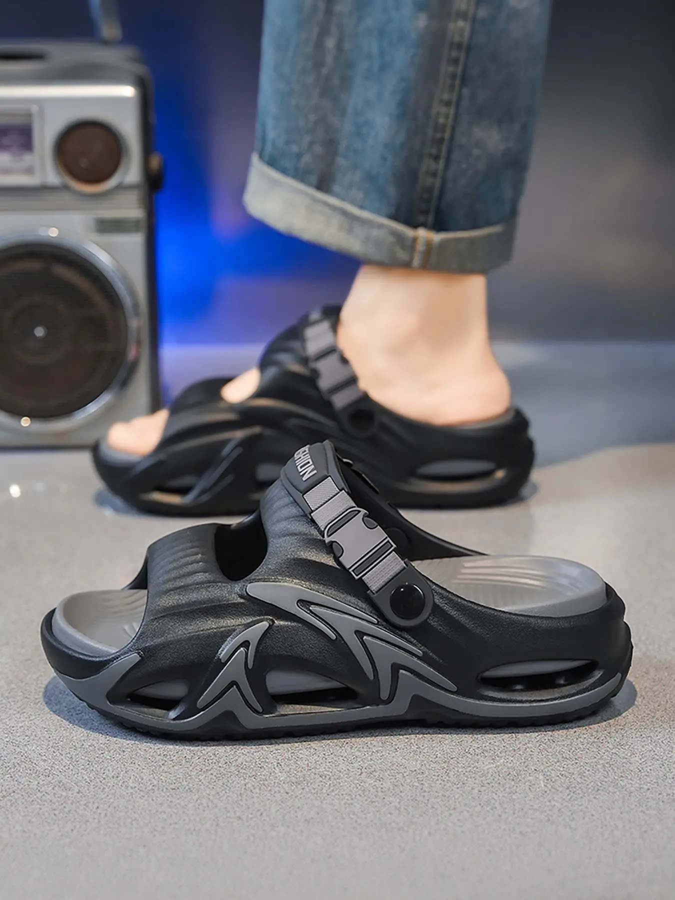 Men's Mecha-Style Thick-Soled Slides, Tactical Breathable Hollow Two-Way Sandals, Non-Slip Elevated Casual Indoor Outdoor Slippers Footwear