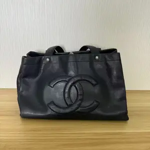 Pre-owned CHANEL Pro owned Chanel
