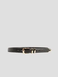 The Jordan Croc Embossed Belt in Brown and Gold