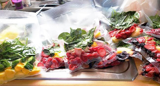 GERYON Vacuum Sealer Machine – Automatic Food Vacuum Sealer for Dry & Moist Food, Compact with LED Touch Panel, Includes Zipper Bags & Roll, Perfect for Sous Vide & Freezer Storage (Silver) GERYON Vacuum Sealer Machine – Automatic Food Vacuum Sealer for Dry & Moist Food, Compact with LED Touch Panel, Includes Zipper Bags & Roll, Perfect for Sous Vide & Freezer Storage (Silver)