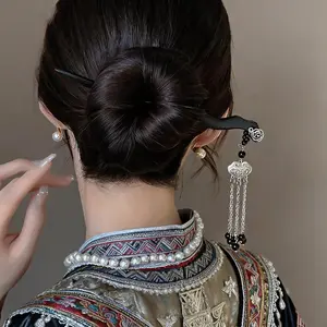 6PCS Ethnic Style Hairpin Miaojiang New Chinese Wooden Texture Hair Clips for Birthday New Year Halloween Hanfu Qipao Versatile Hairclips Elegant Hair Clip Set French Hair Pin Octopus Clip clavicular head clip