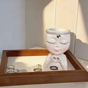 High-End Desktop Storage Decorative Item, Heart Girl Pen Holder, Pencil Holder, Desk Organizer, Elegant Office Accessory, Perfect Gift Idea