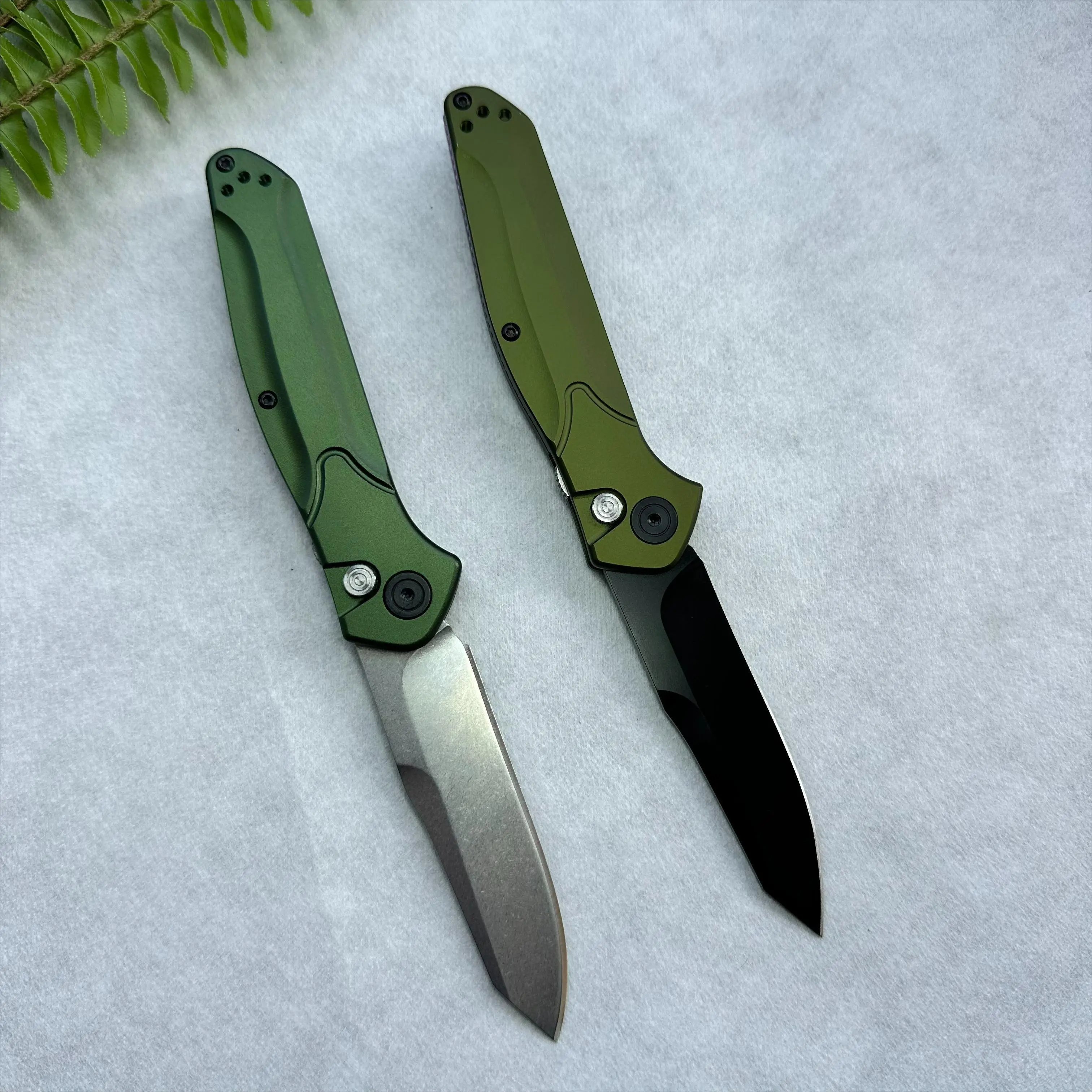EDC Folding Knife 3.4" S30V Plain Blade, Green And Brass Aluminum Handles EDC Folding Knife 3.4" S30V Plain Blade, Green And Brass Aluminum Handles