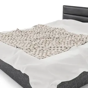 Soft Heart Pattern Blanket, Velveteen Plush Blanket, Cozy Throw Blanket, Neutral Heart Print Bedding, Warm Fleece Blanket, Valentine's Gift, Gift for Her