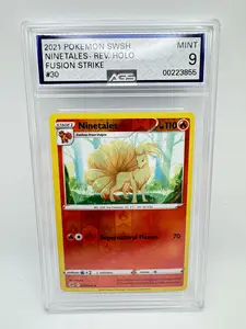 Graded AGS 9 Ninetales REVERSE 2021 Fusion Strie 030 Holographic Pokemon Card