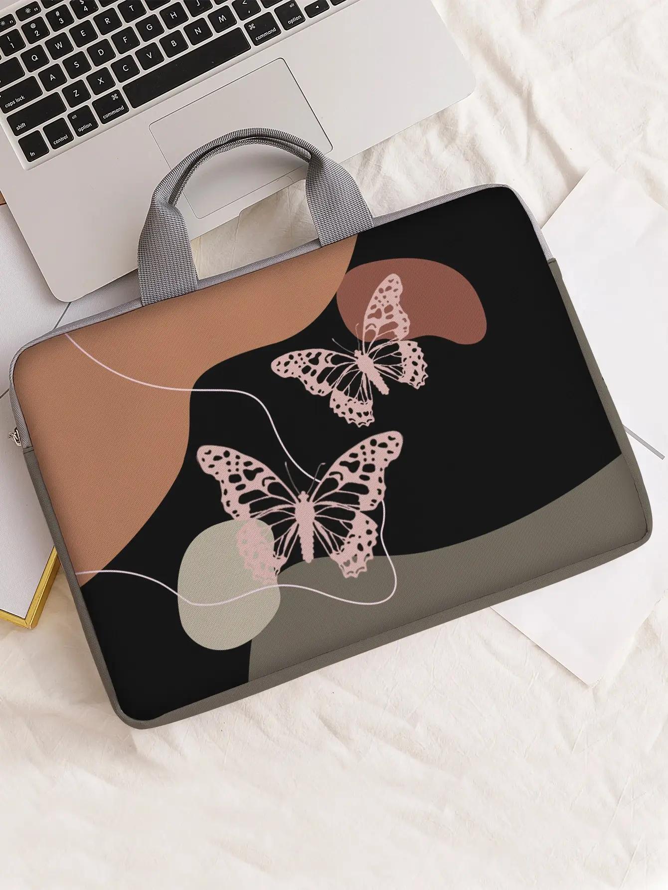 Protective Laptop Sleeve Bag for Women, Stylish Butterfly Print with Top Handle for 13-15 Inch Laptops, Light Grey, Protection, 13 To 15 Inches, Casual Outings, Commuting, Laptop Bag