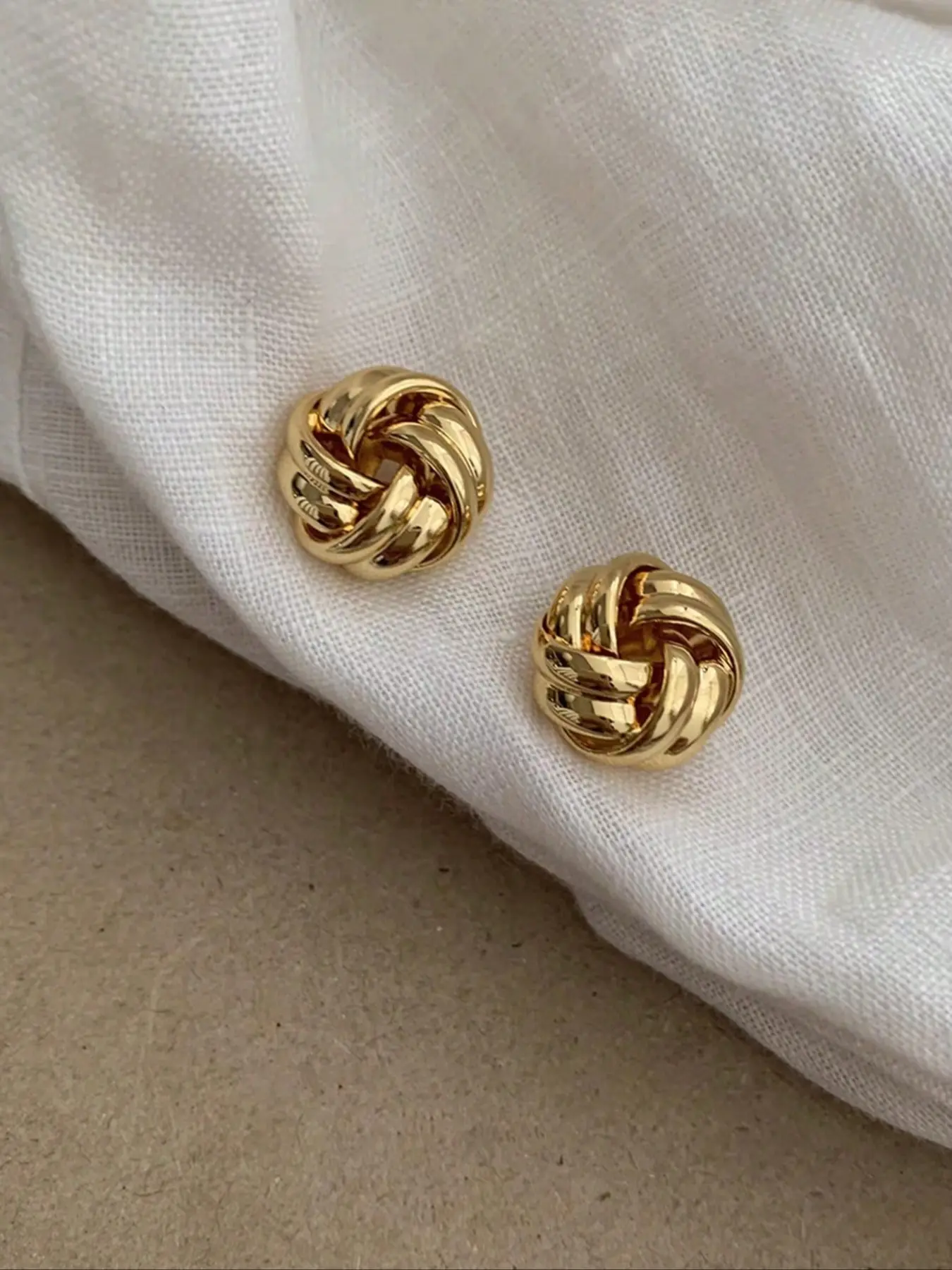Women's Metallic Twisted Knot Stud Earrings, High Quality Earrings, Unique Daily Wear Jewelry Accessories, Stylish Ear Studs for Women, Fashionable Accessory