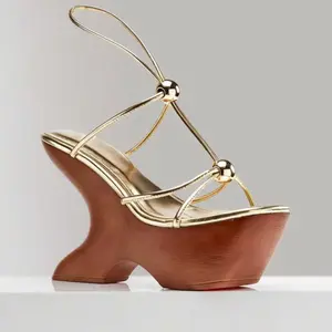 Summer wedges