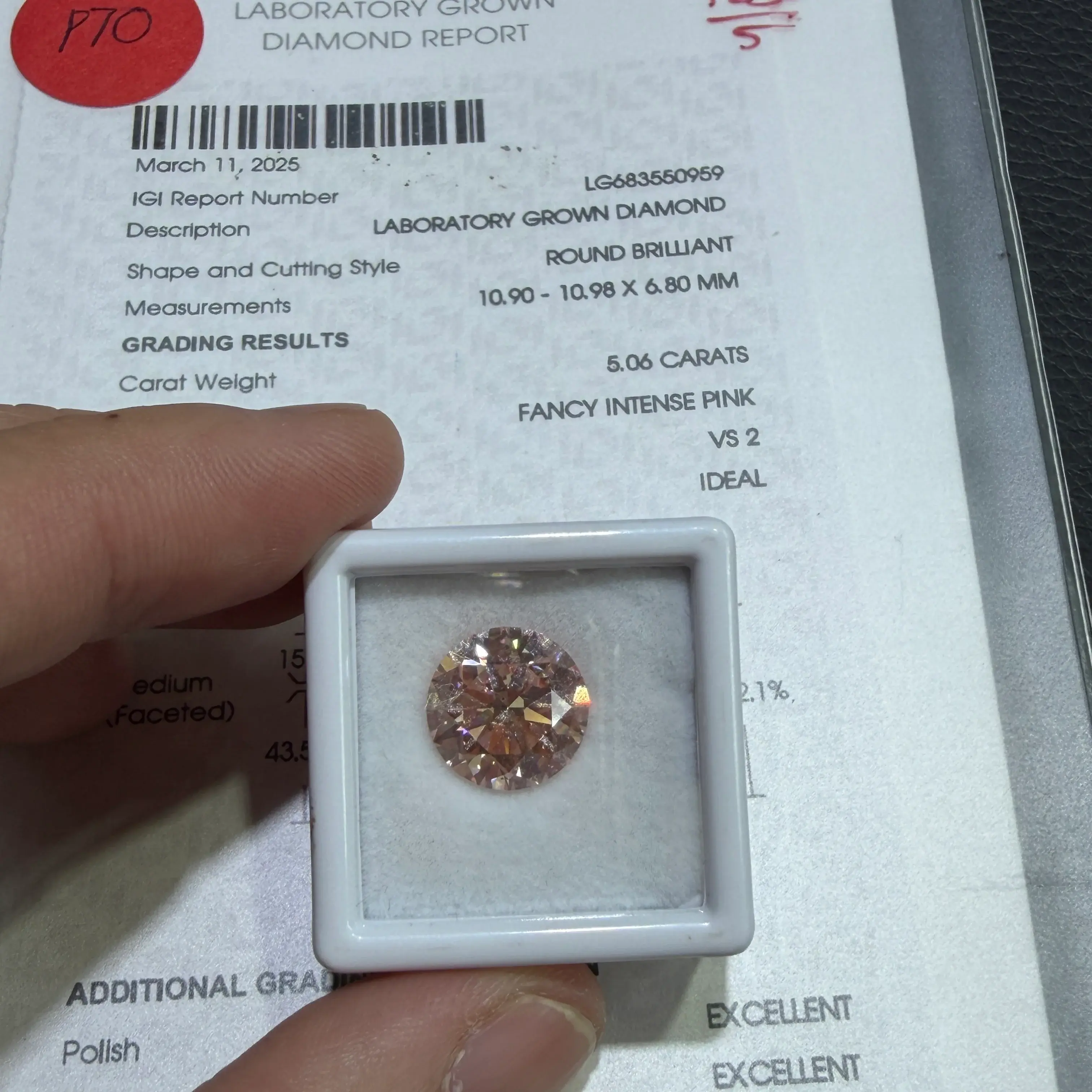 5.06ct Round Brilliant Lab Grown Diamond (Fancy Intense Pink, VS2, IGI Certified)