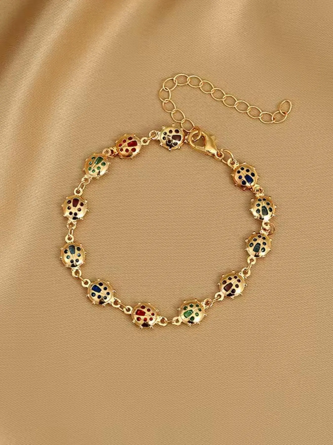 Cute Ladybug Design Charm Bracelet with Pendant, Fashionable Jewelry for Women & Girls, Trendy All-match & Exquisite Jewelry for Birthday Gift, Trendy Jewellery Accessories, Jewelry Gifts, Charms Bracelet