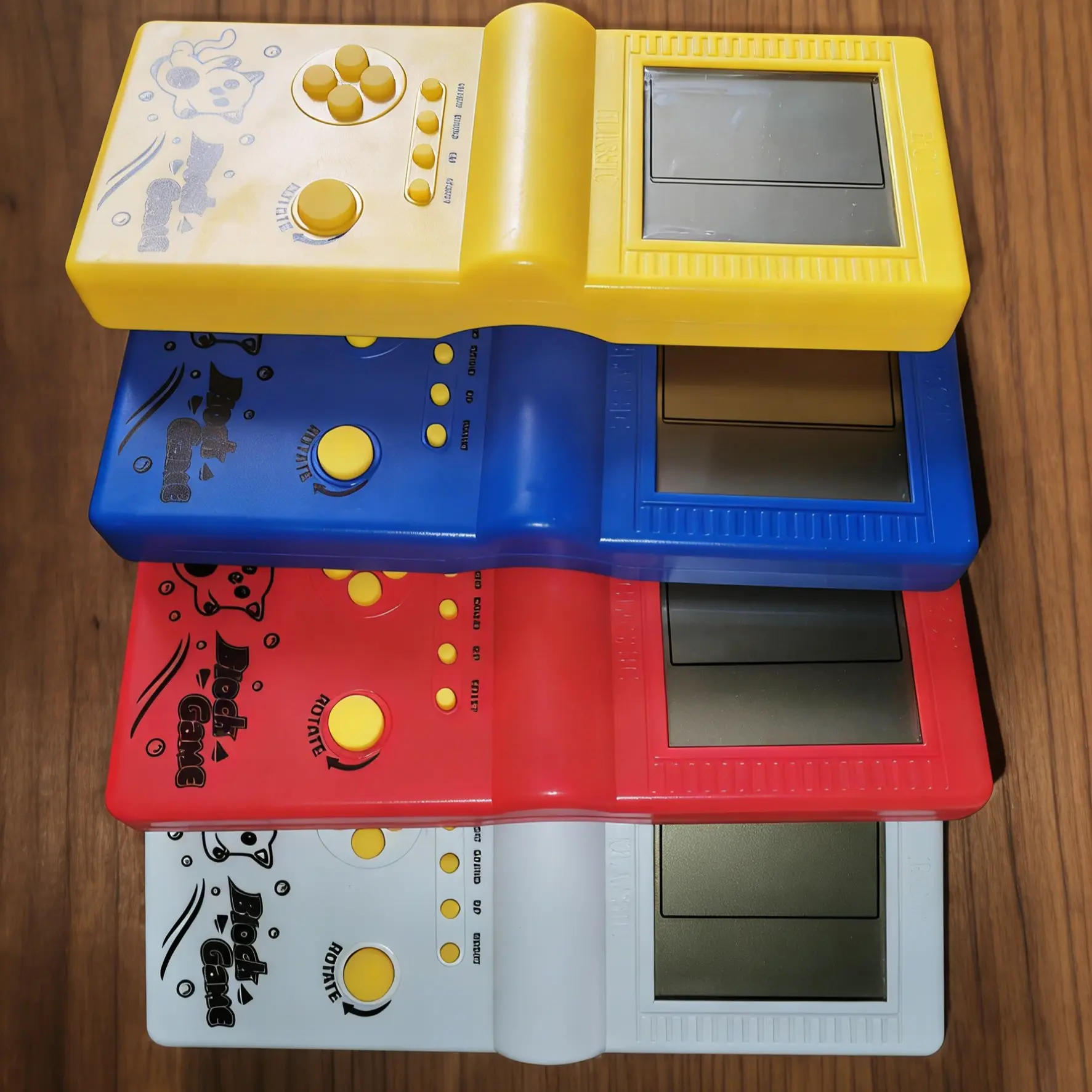 Vintage Classic Handheld Gaming Console, Durable Plastic Compact Portable System, Portable Pocket Console, Portable Game Player, Large Screen, Creative Toy, Easy Operation, Multiple Games Included, Handheld Game Consoles