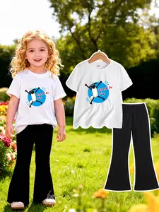 Girls' outfit "Cute Sheep Vitality Japanese" cartoon little sheep + "たのしみです" printed T-shirt + flared pants set, soft and cute with vitality, full of Japanese childlike fun, comfortable and eye-catching for daily outings / cute style outfits
